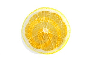 Zitrone auf einem weißen hintergrund.