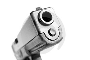 Pistola macro isolato su bianco, poco profondo, dof, con focus sulla parte anteriore.