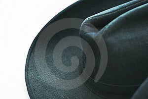 Modrý kovbojský klobouk izolované na bílém.