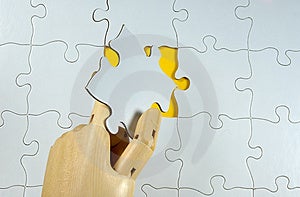 Foto di un Puzzle Con un Pezzo Finale di Essere Immessi.