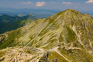 Corto, pero montanas pertenece a sobre el Oeste, el más alto rango de Eslovaquia.