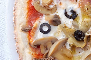 Extrémní zblízka z italské pizzy, selektivní zaměření.