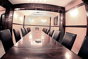 Konferenčná miestnosť pre všetky stretnutia.