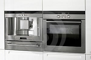 La cocina aparato café máquina a eléctrico horno.