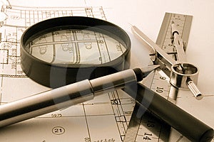 La arquitectura de planos, medición y herramientas de diseño.